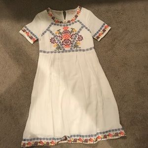 Roolee Embroidered Midi Dress in White Size Small